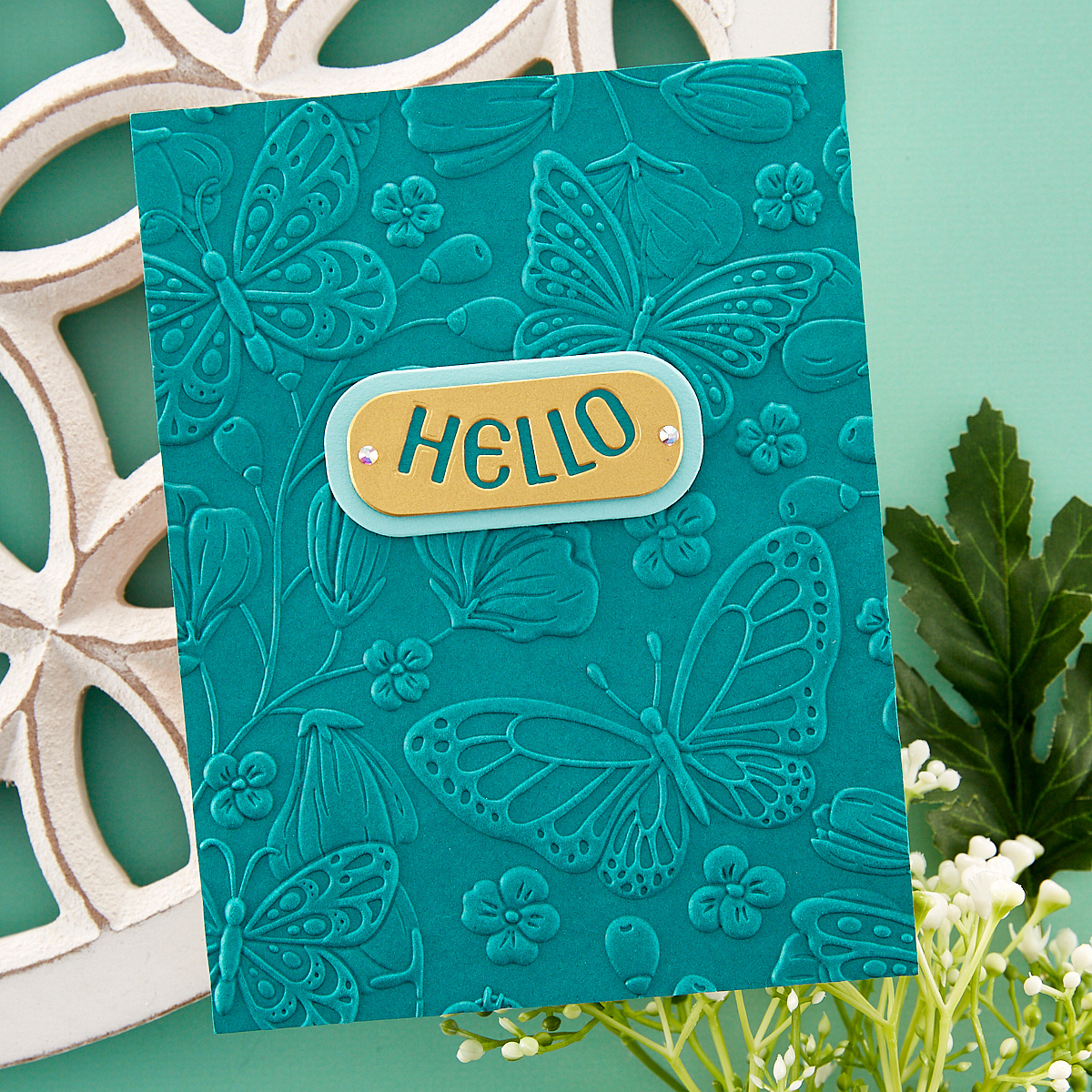 Spellbinders - Beautiful Butterflies 3D Embossing Folder from the Stylish Ovals Collection