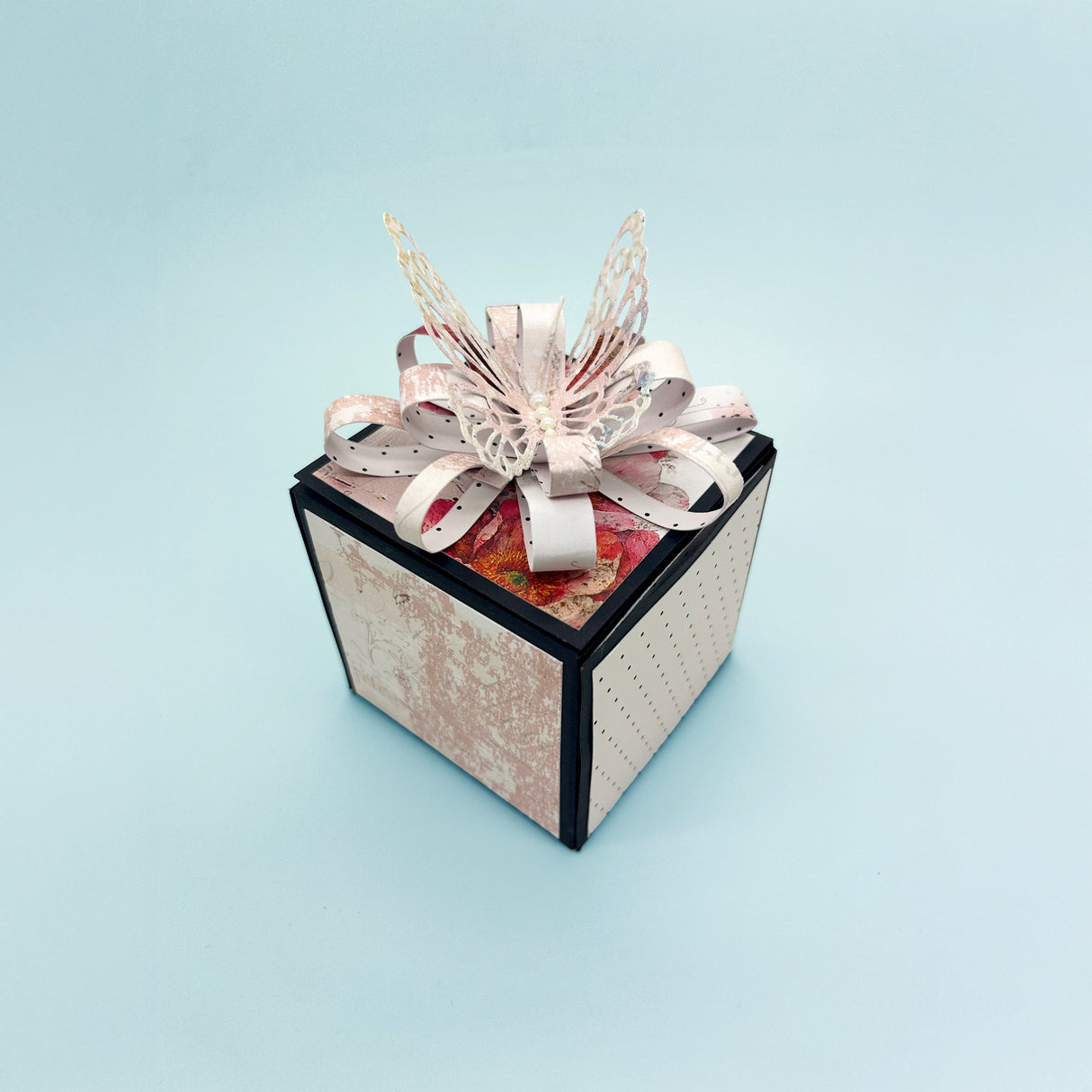 Uniquely Creative - Memory Box Folio - Black