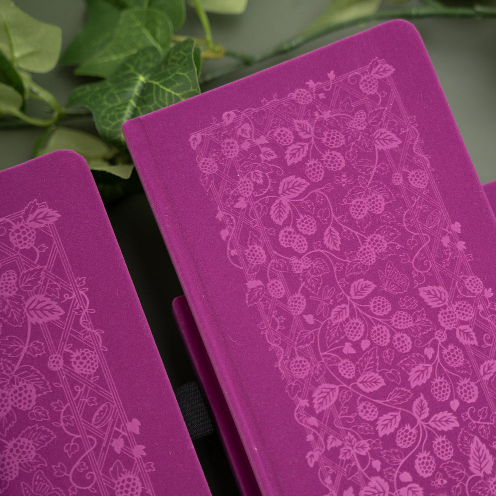***Pre-Order*** Archer and Olive - Berries & Vines - Notebook - TN 144 Pages - Dot Grid