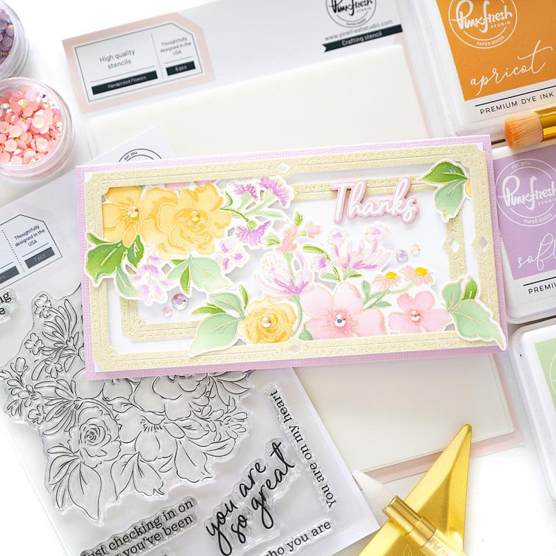 Pinkfresh Studio - Clear Stamp Set 4"X6" - Handpicked Flowers