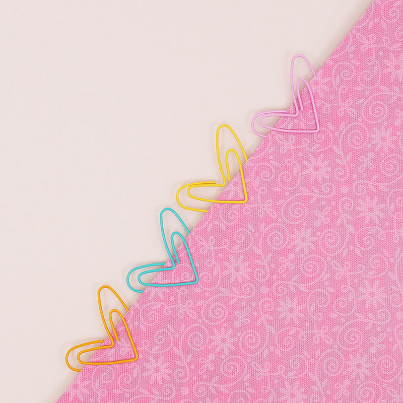 Paige Evans - Splendid - Heart Shaped Paper Clips